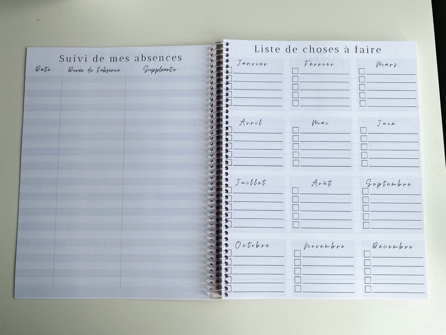 Agenda enseignant 2025-2026 - Bleu et fleurs blanches