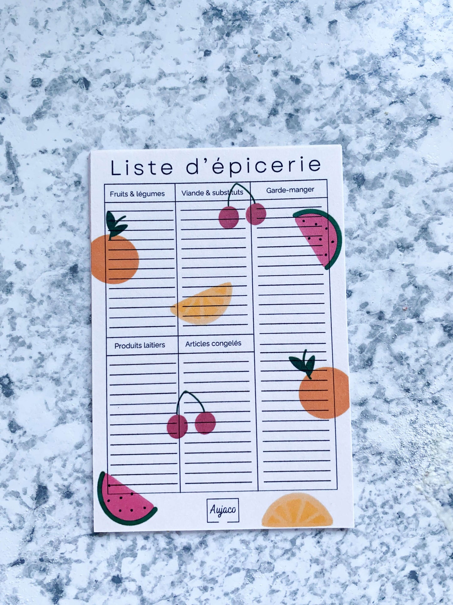 alt="Liste d'épicerie colorée avec oranges, agrumes, melons d'eau et cerises, format compact 4 x 6 pouces, lignes spacieuses pour noter les éléments, 40 pages, papier cartonné épais"
